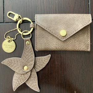 Steve Madden wallet and keychain